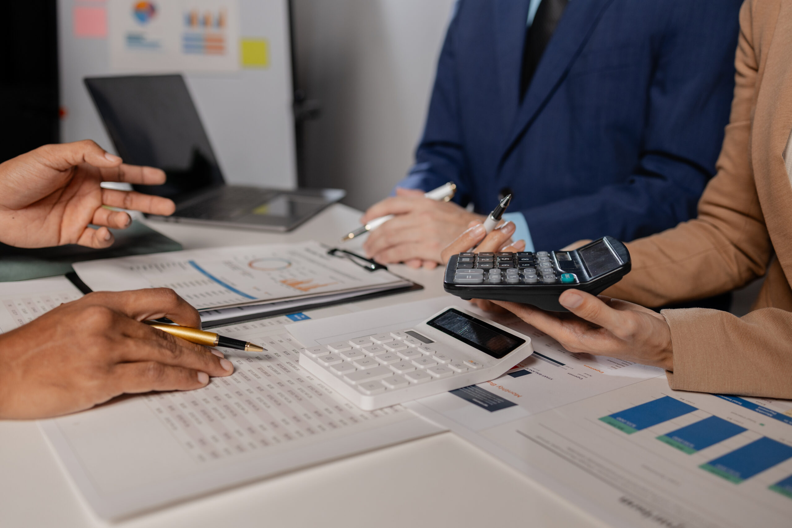 Accounting tips for Dubai business setup with financial compliance and growth strategies